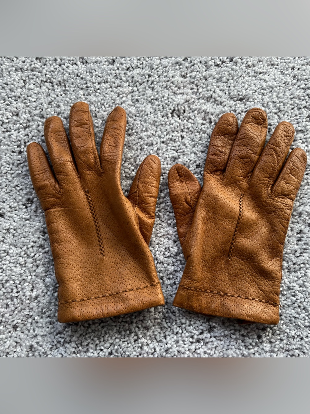 Women’s vintage real leather gloves